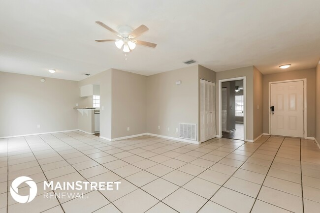 Building Photo - 2210 N Merrin St