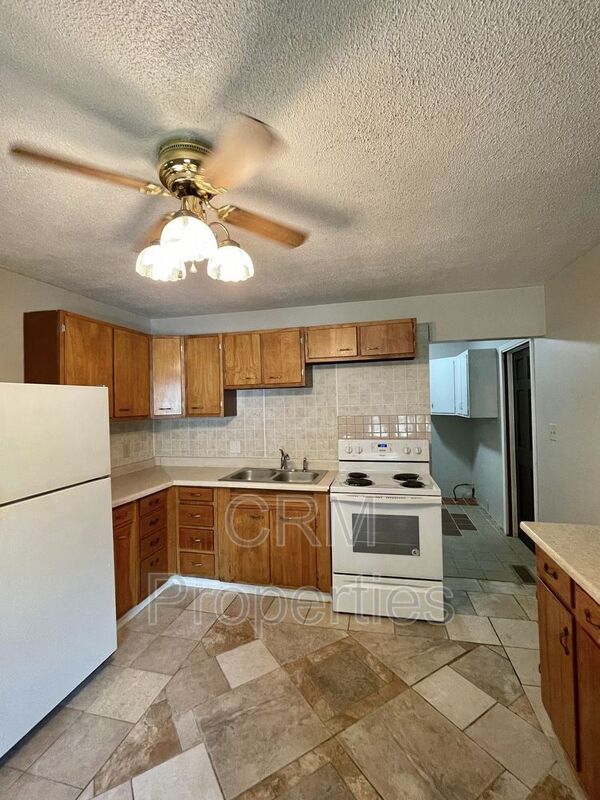 Building Photo - 5605 Wigwam Ct