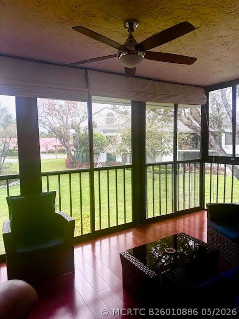 Foto del edificio - 7599 Glendevon Ln