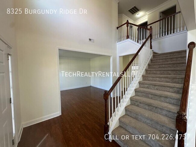 Building Photo - 8325 Burgundy Ridge Dr