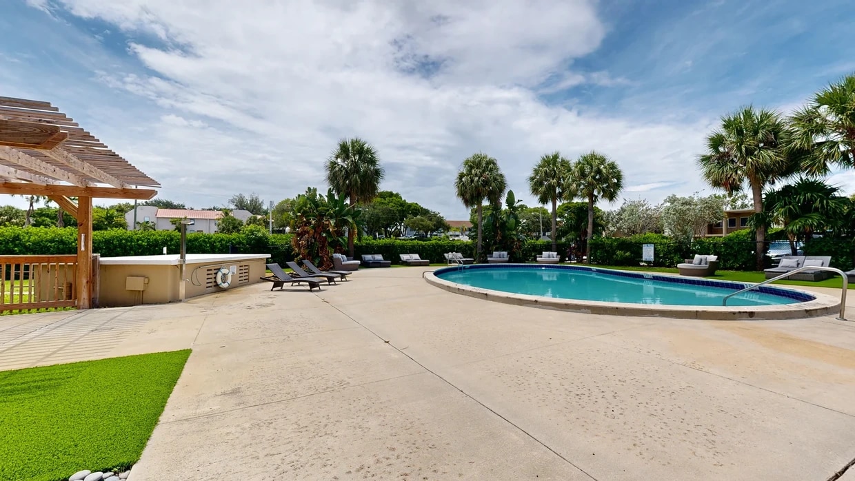 Photo - Cynthia Gardens Apartments
