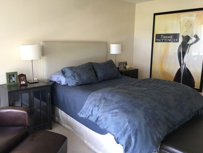 Foto del edificio - 5445 N Sheridan Rd