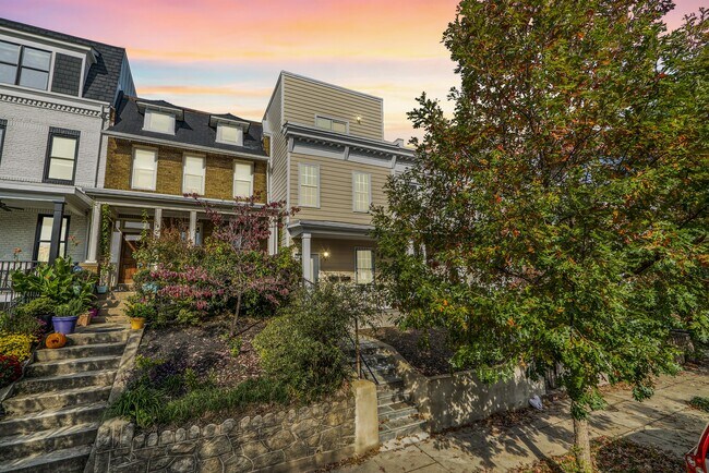 Foto del edificio - 1236 I St NE