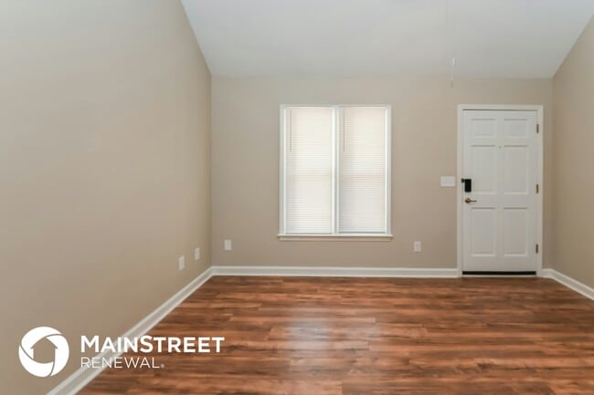 Building Photo - 9409 Dogwood Ridge Dr