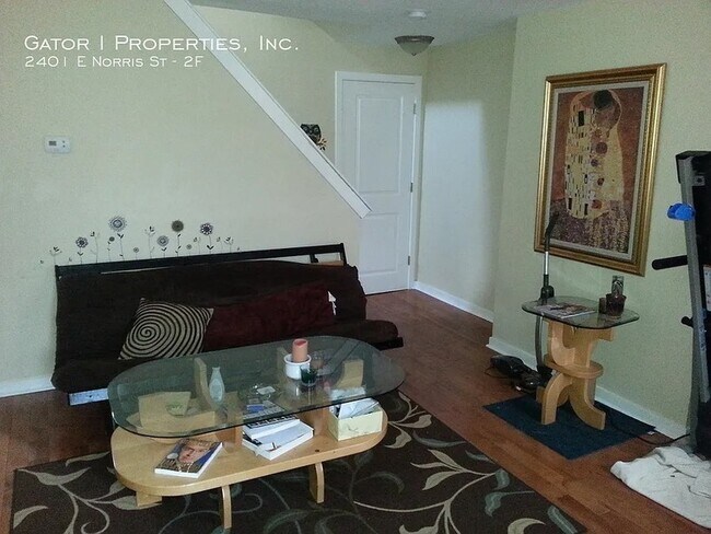 Photo - 2401 E Norris St Apartment