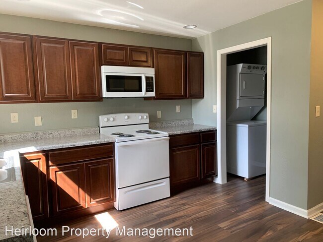 Foto del edificio - 3 br, 1 bath House - 2631 W 4th St