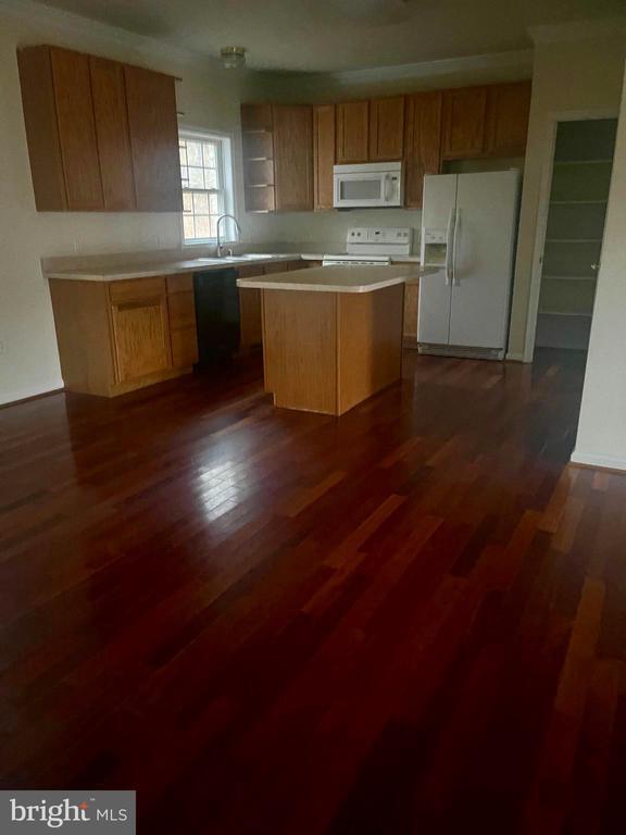 Foto del edificio - 90 Chelsea Manor Ln