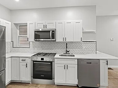 Foto del edificio - 2550 Cecil B. Moore Ave