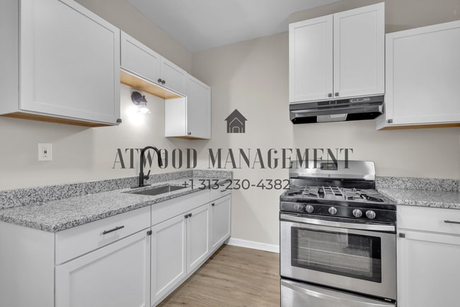 Building Photo - Fully Renovated 3-Bedroom Home – Move-In Ready for You!