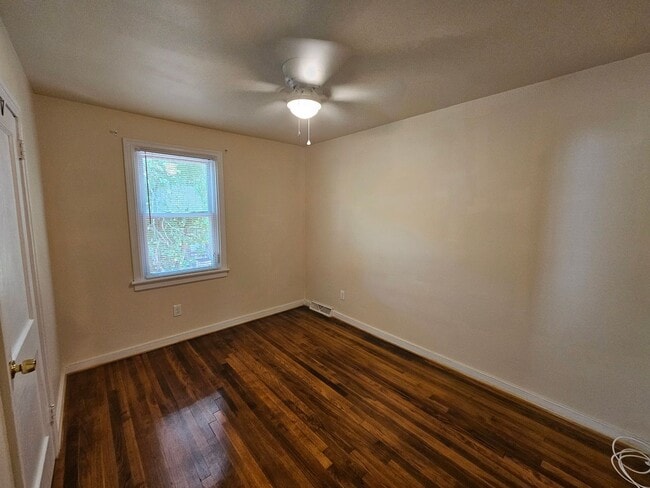 Building Photo - Available Now! 3BR/2BA Home In West End - ...