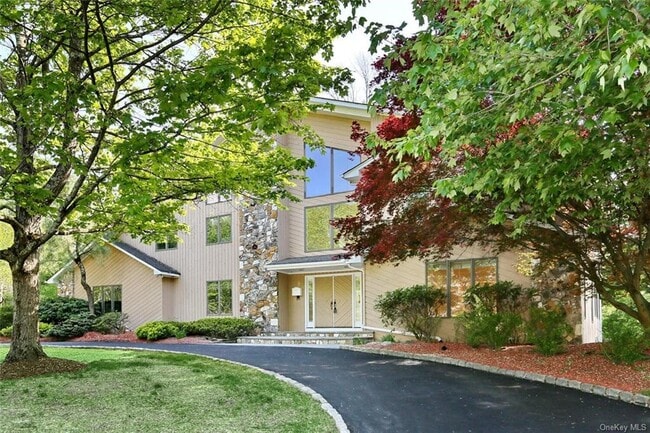 Building Photo - 9 Zeck Ct