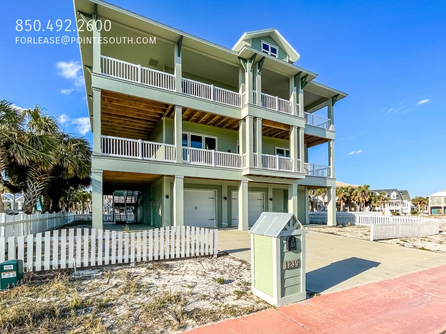 Primary Photo - Furnished Beach Home