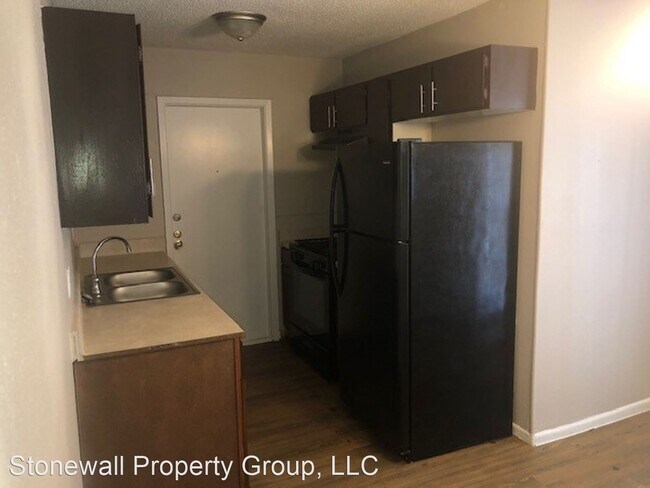 Foto del edificio - 3 br, 1 bath House - 5418 Indian Pipe Dr.