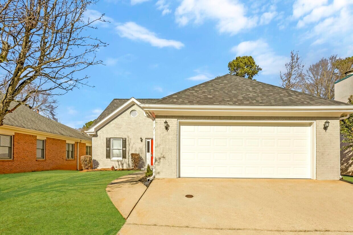 3750 Maclaren Dr House Rental in Clarkston, GA