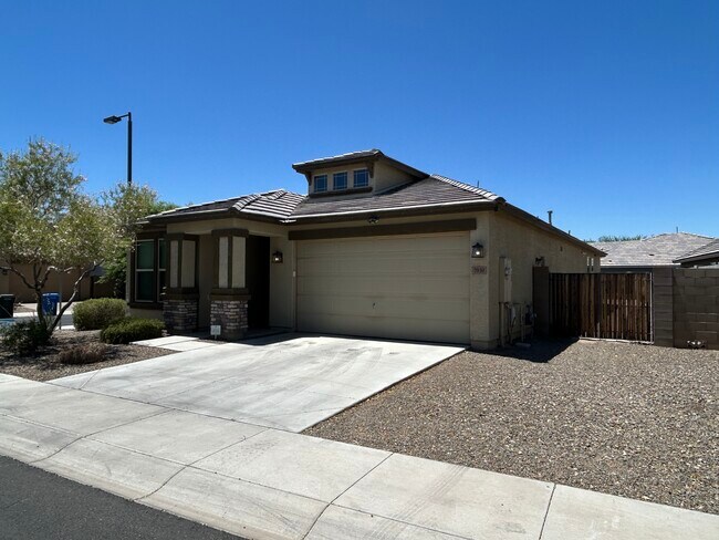 Building Photo - 7930 S 24th Way