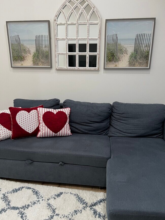 Foto del edificio - 9528 1/2 Redfern Ave