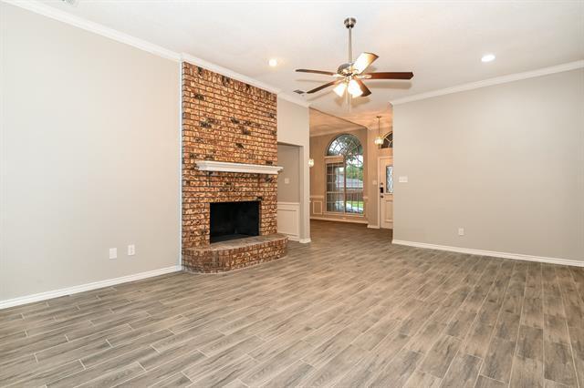 Foto del edificio - 1450 Cromwell Ct