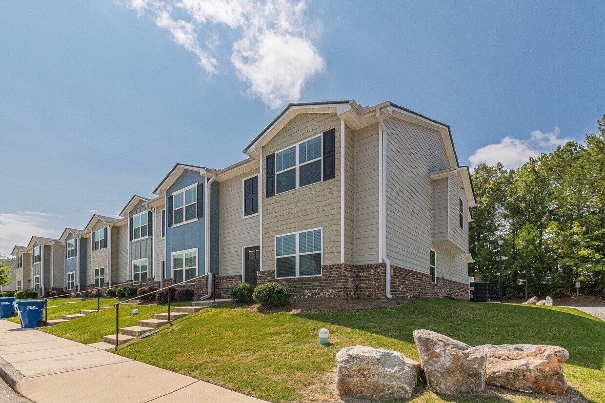 4448 Pinscher St, Union City, GA 30291 Townhome Rentals in Union City GA