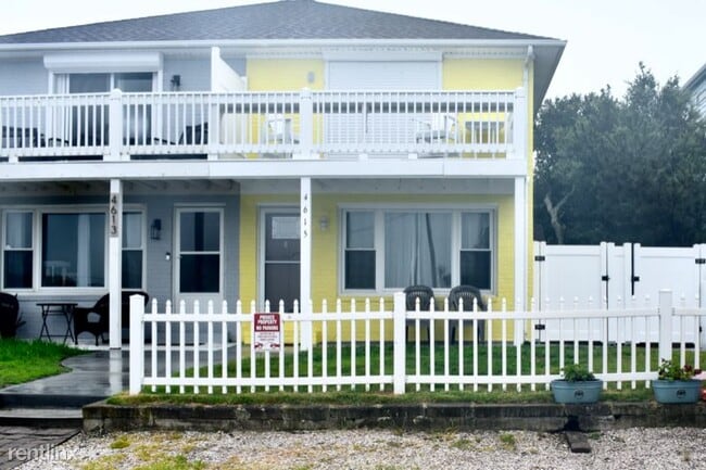 Building Photo - 4 br, 2.5 bath Townhome - 4615 Ocean View Ave