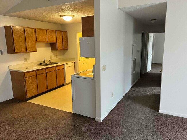 Building Photo - 354 S Miller Dr