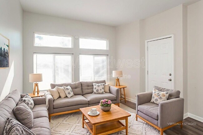 Foto del edificio - 3014 W 10th St