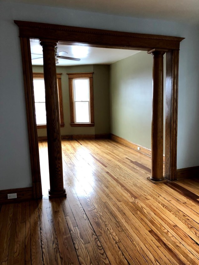 Foto principal - 234 Oxford Ave