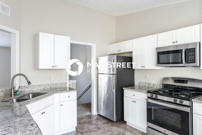 Building Photo - 4 Bedroom Pet-Friendly Home in Decatur, GA with Main Street Renewal