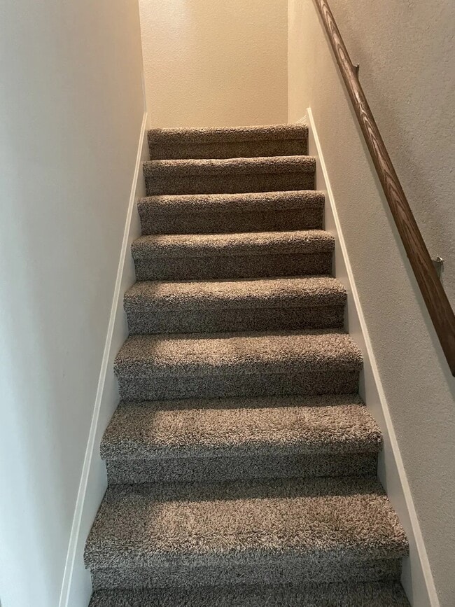 Foto del edificio - 14300 Castleford Dr