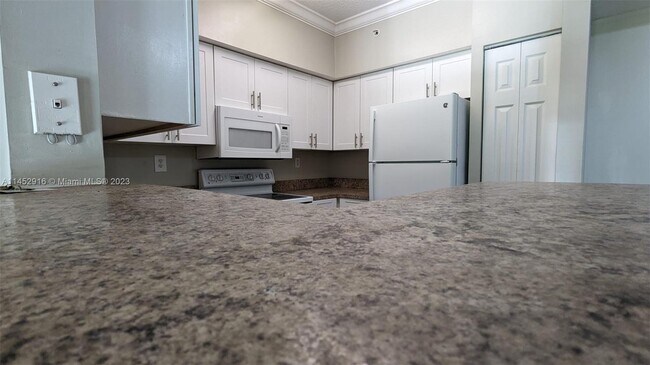 Foto del edificio - 160 SW 117th Ter