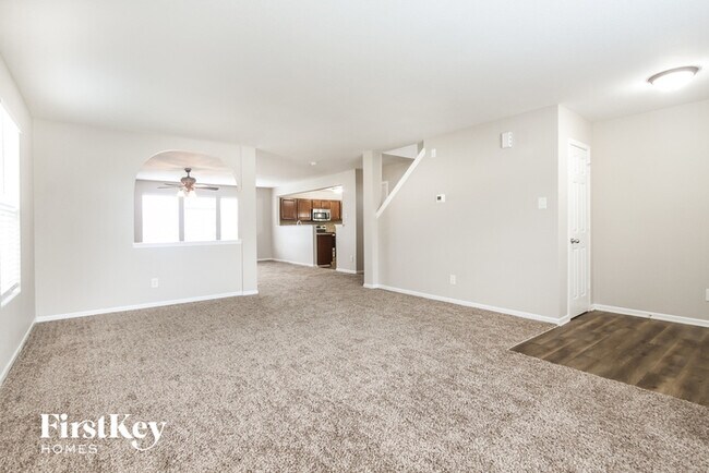 Foto del edificio - 8419 Burket Way