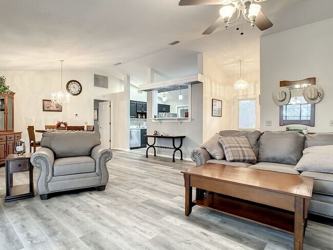 Foto del edificio - 12410 Wedgefield Dr