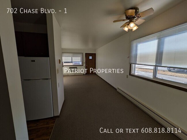 Foto del edificio - 702 Chase Blvd