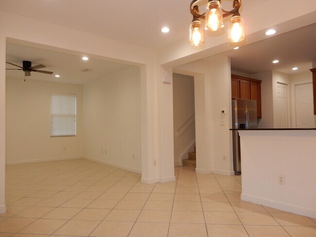 Foto del edificio - 661 Corte Madera Ln