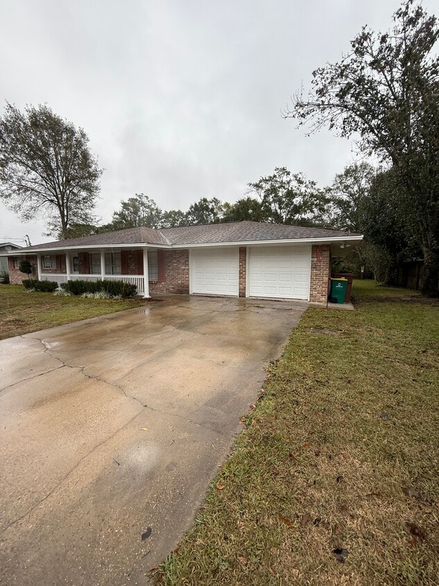 Photo - 216 Clower Ave