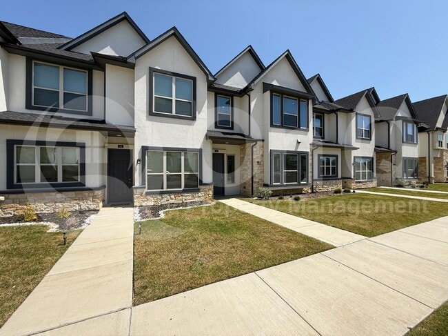 Photo - 336 Buck Ridge Drive Townhome