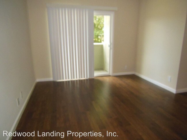 Building Photo - 485 Redwood Ave
