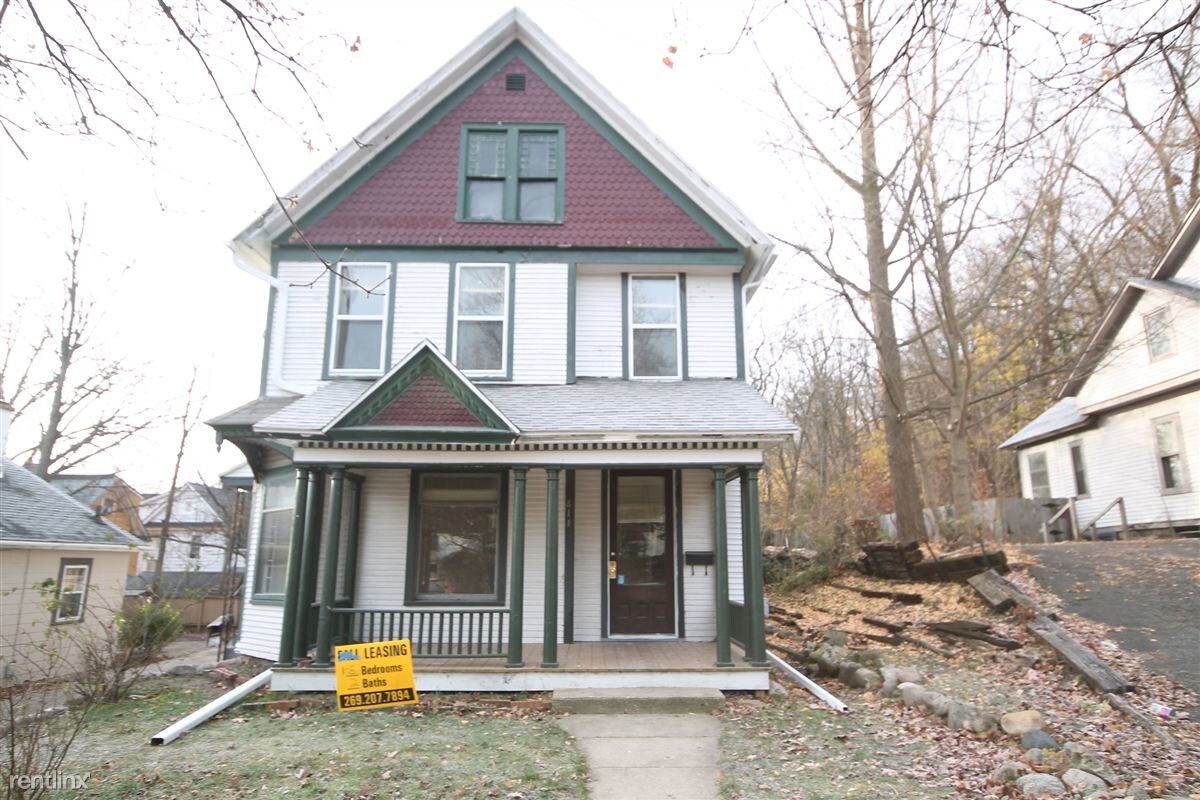 811 Wheaton Ave, Kalamazoo, MI 49008 House for Rent in Kalamazoo, MI
