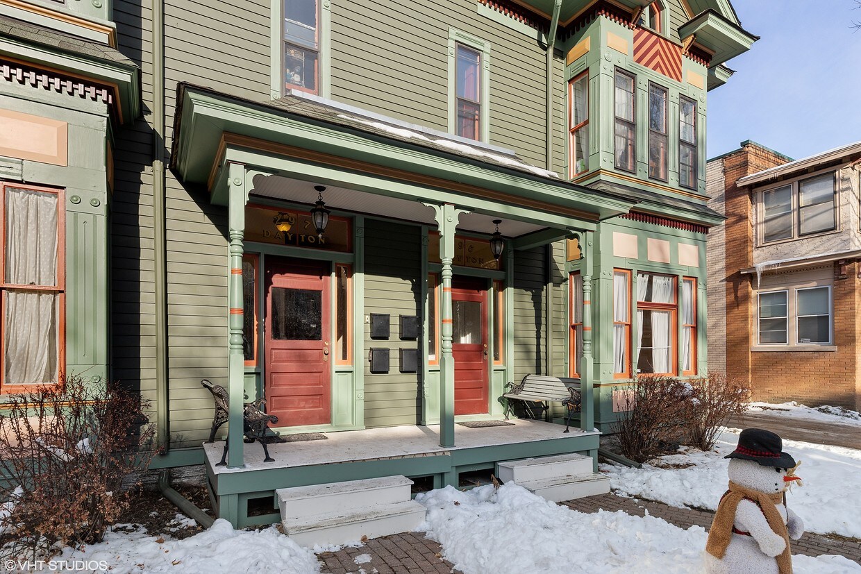 295/297 Dayton - 297 Dayton Ave