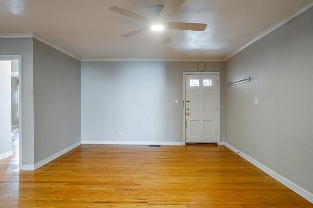 Foto del edificio - 4224 Donnelly Ave