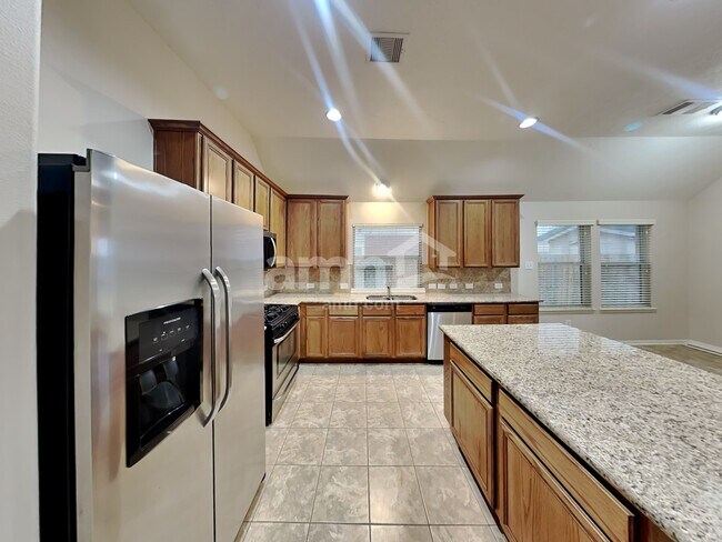 Foto del edificio - 2420 Avalon Trace Ln