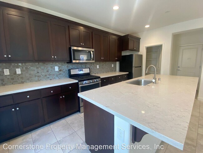 Building Photo - 4 br, 3 bath House - 2369 Spitfire Way