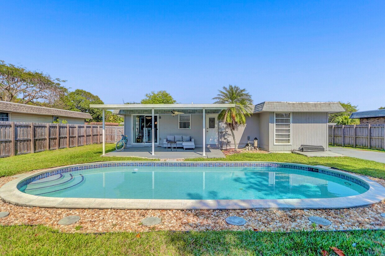 7907 NW 71st Ave, Tamarac, FL 33321 House Rental in Tamarac, FL