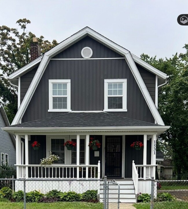 Building Photo - 1531 E Maynard Ave
