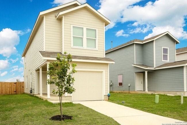 Building Photo - 3710 Millbrook Wy