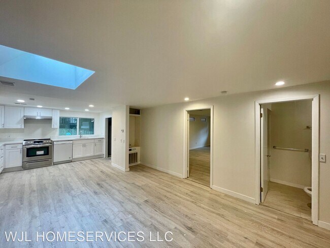 Building Photo - 4 br, 2 bath House - 14351 22nd Ave NE