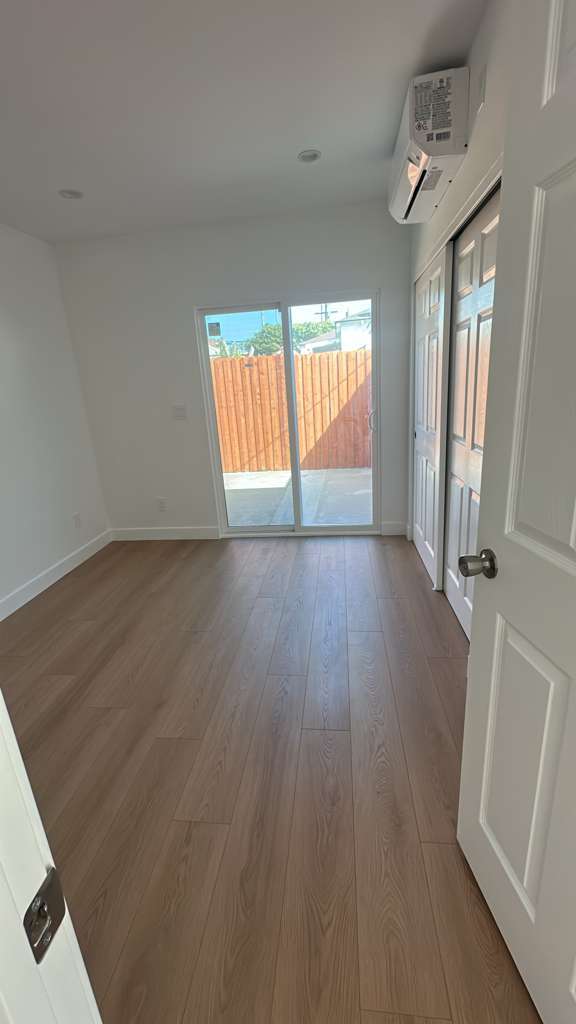 Foto del edificio - 11838 Magnolia Blvd