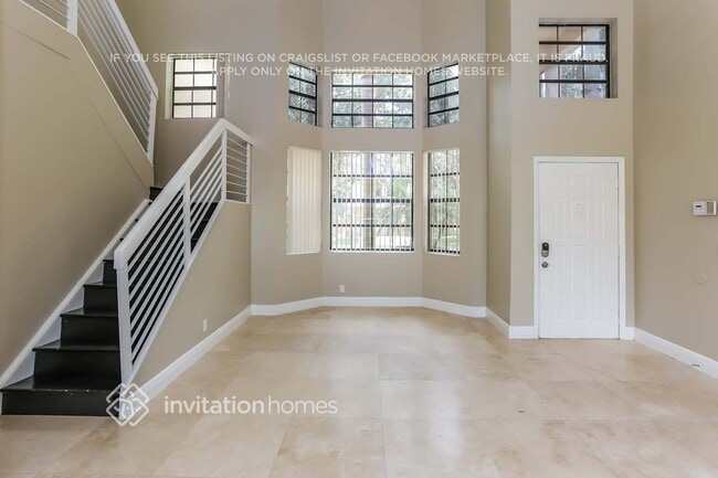 Building Photo - 1240 NW 105th Ave