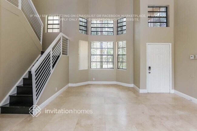 Foto del edificio - 1240 NW 105th Ave