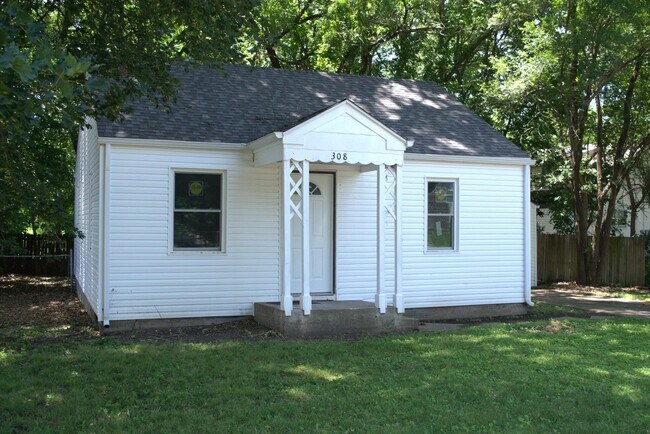 Foto del edificio - Great 2 Bed 1 Bath House!