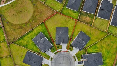 Building Photo - 6127 Ginevra Summers Dr